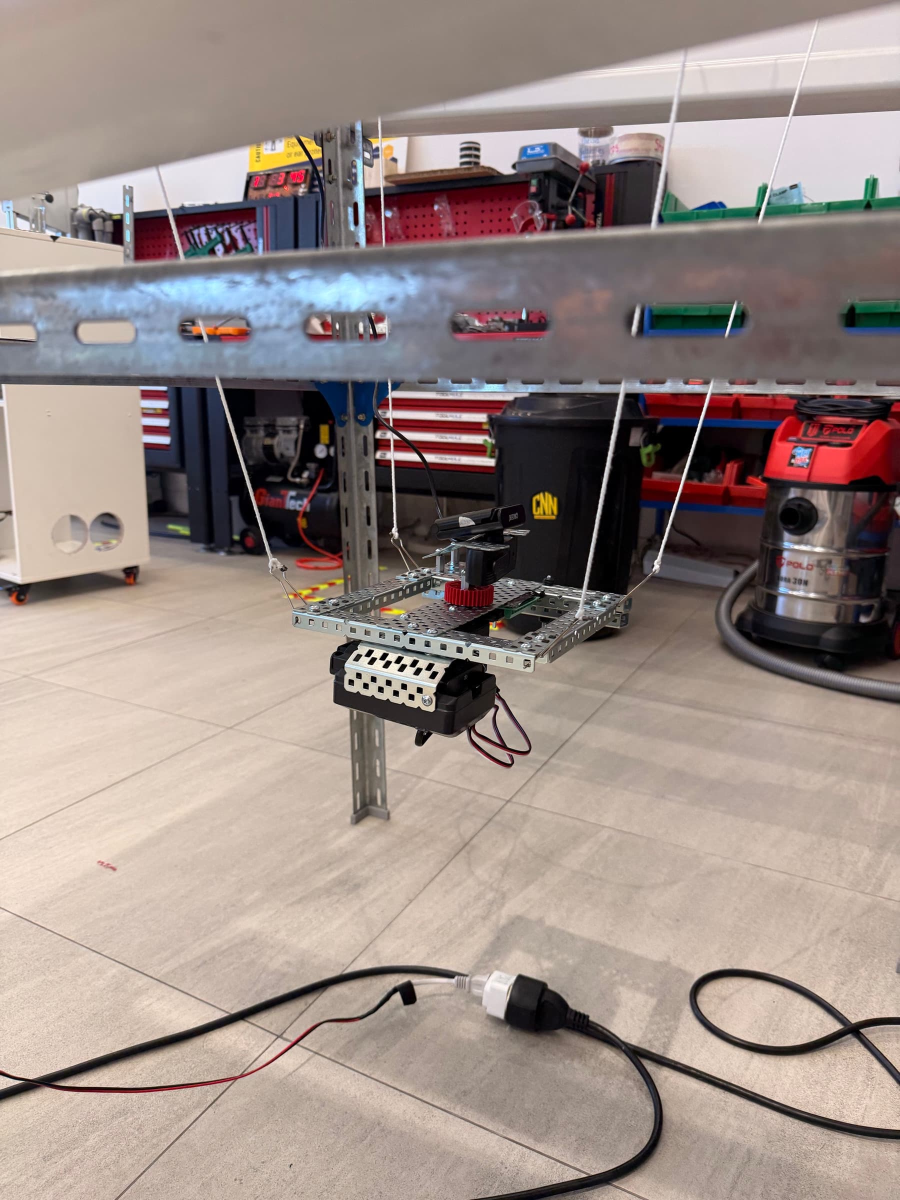 AI-Powered Hydroponics Robot 2