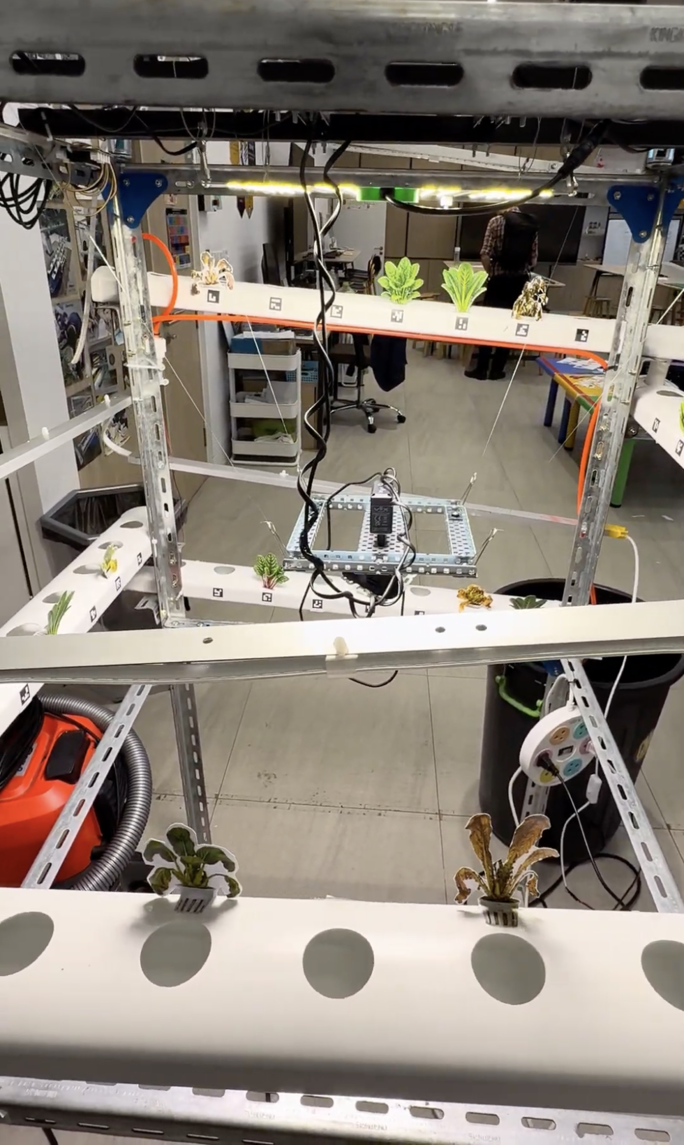 AI-Powered Hydroponics Robot